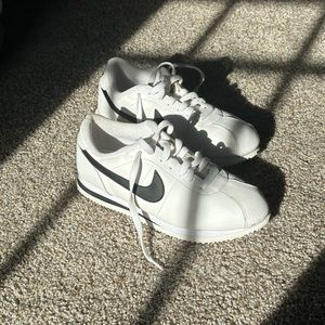 Nike Cortez Sneakers